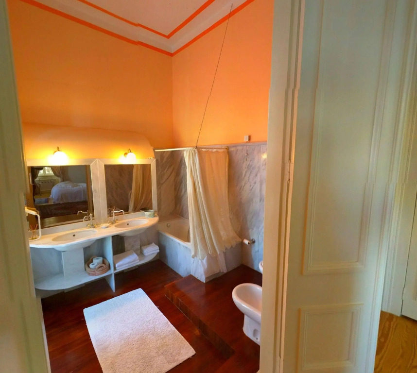 Loriet Hotel