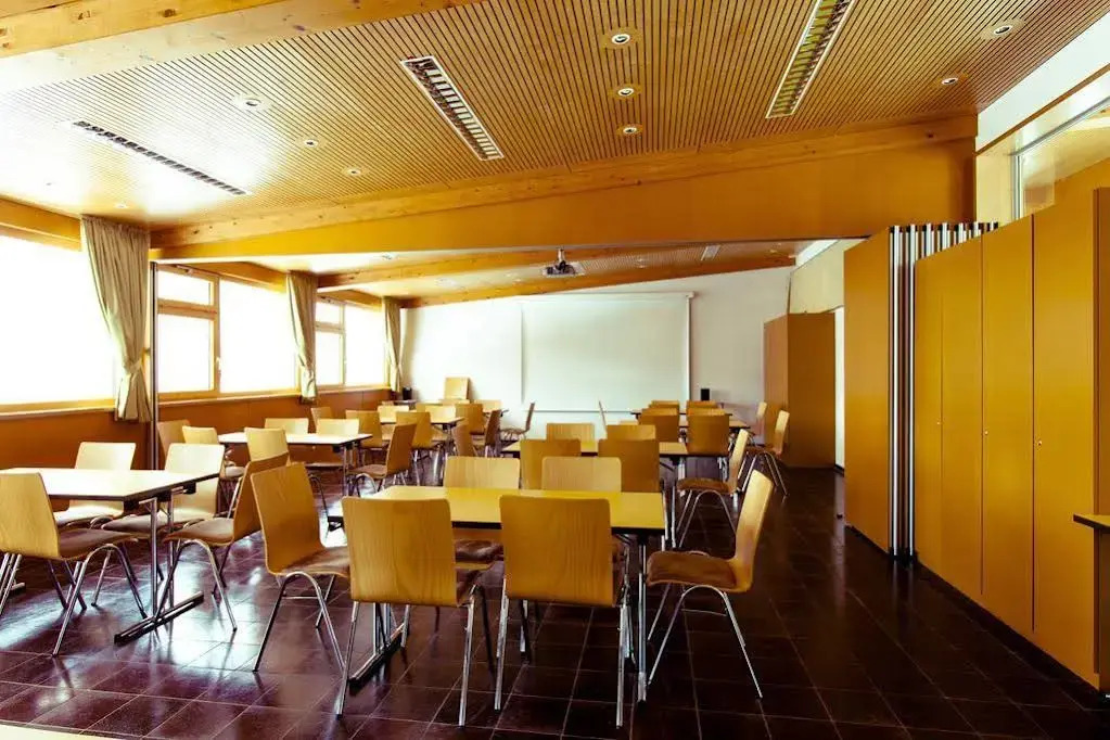 DJH Garmisch- Partenkirchen - Hostel