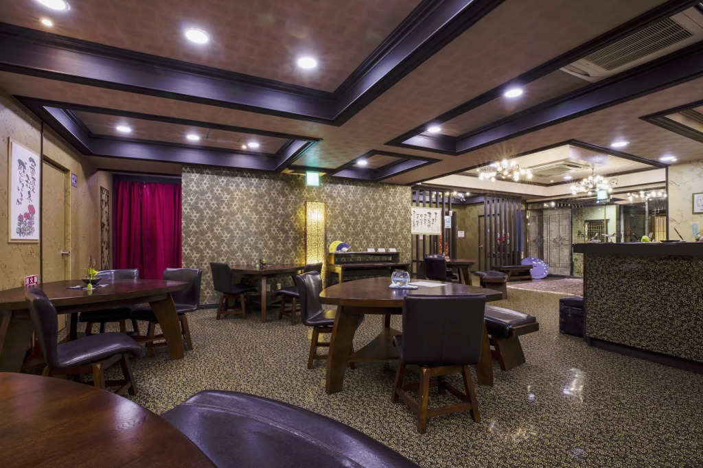Yufuin Besso Shikisai Hotel
