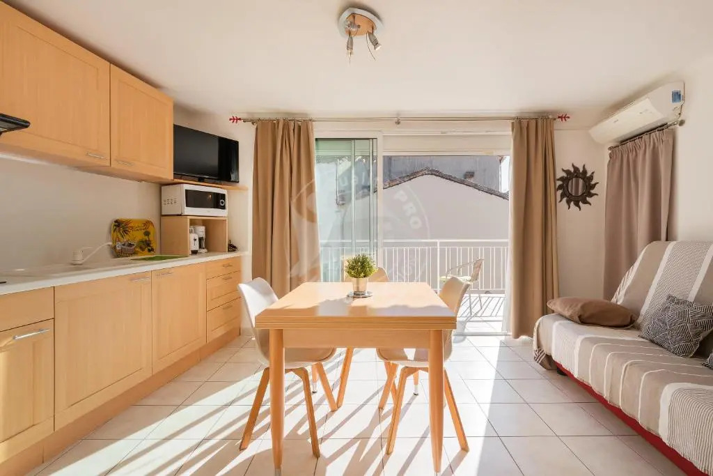 AS21487 - Charmant studio au cœur du centre ville à 2 pas de la plage