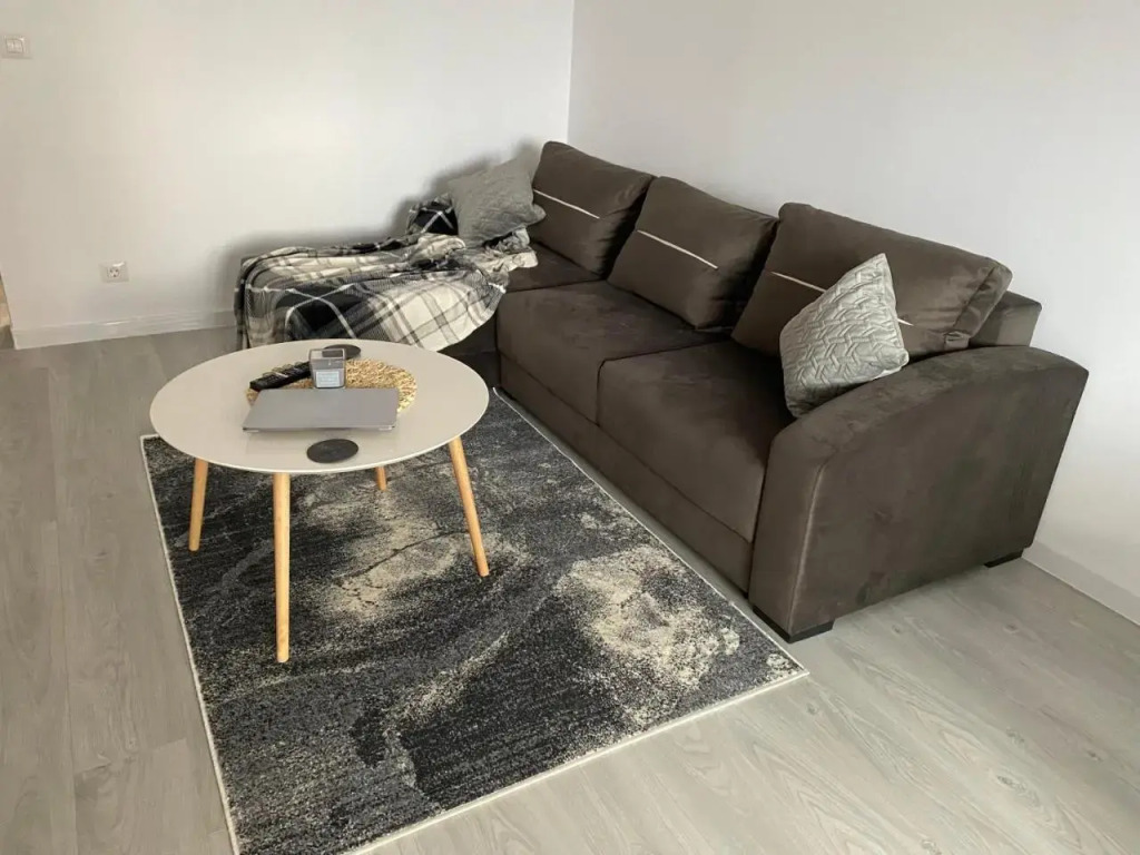 Zian Flat