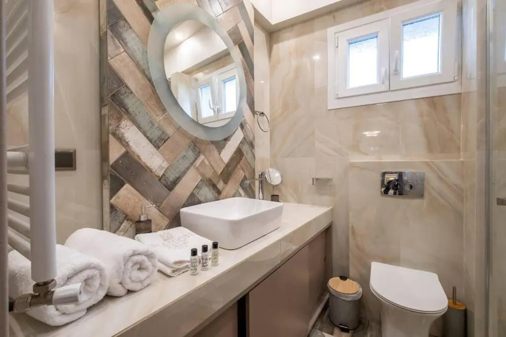 Maison De Luxx A10, Cozy Apartment with Garden In Larissa
