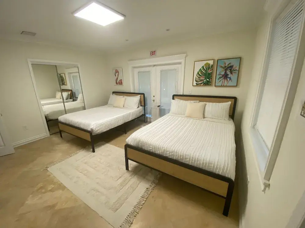 Entire Home in Biscayne Park