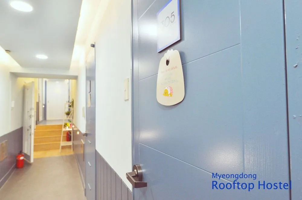 OYO Rooftop Hostel