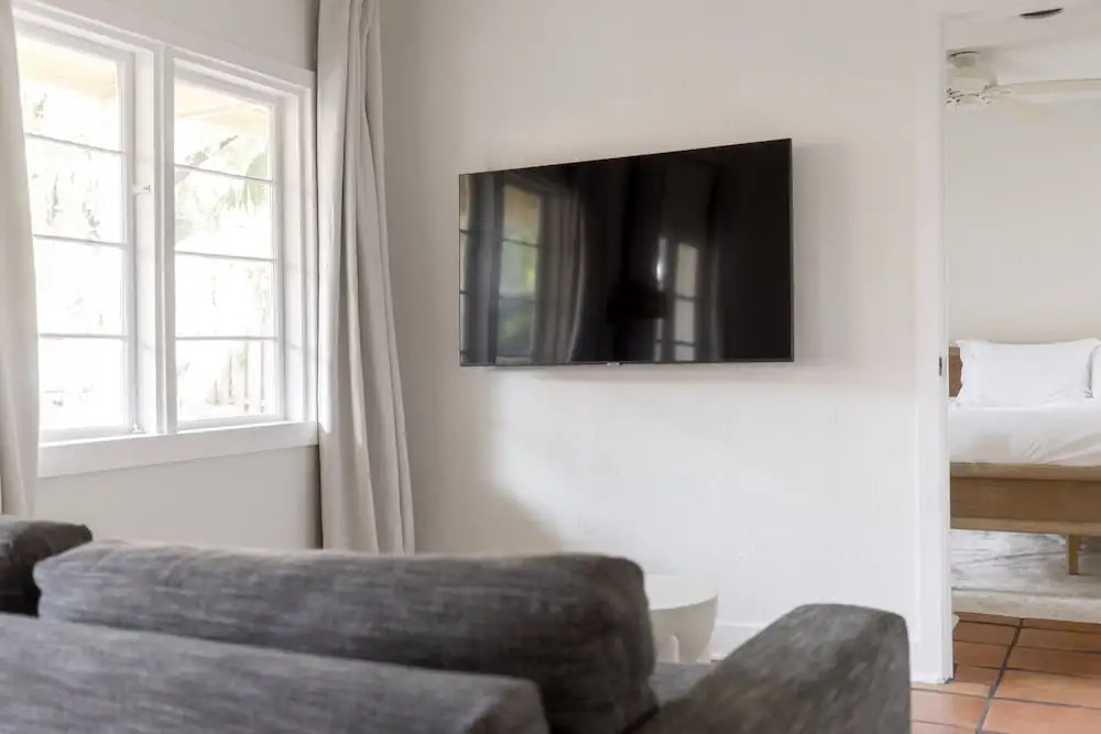 The Grandview Collection - Newark