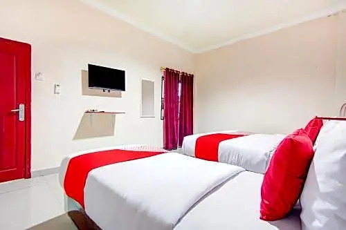 OYO 90715 Green Guesthouse
