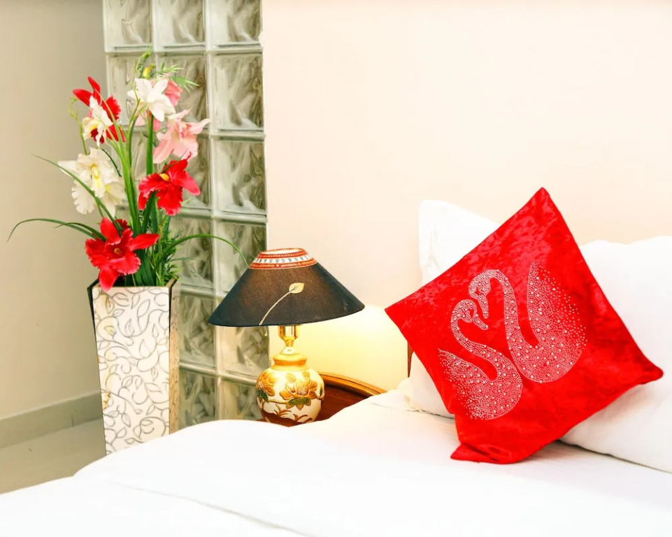 Pleasant Moments -Business Hotel