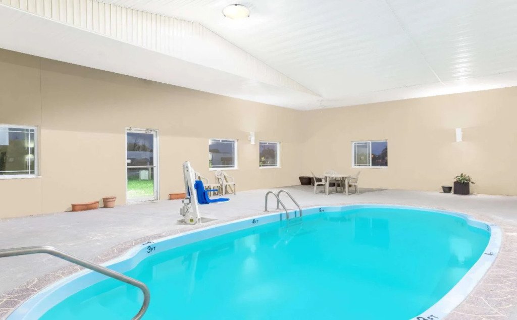 Express Inn Parsons