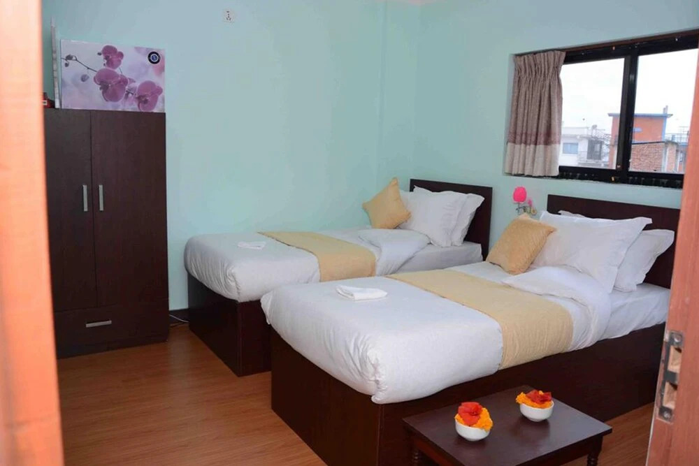 Hotel Golden Three