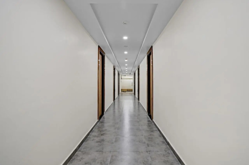 Hotel Royal Mansion, Gandhinagar