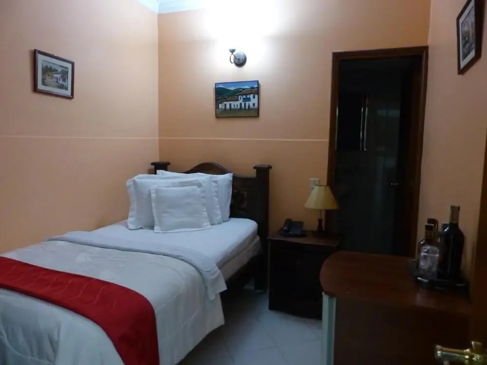 casa quinta hotel la candelaria sas