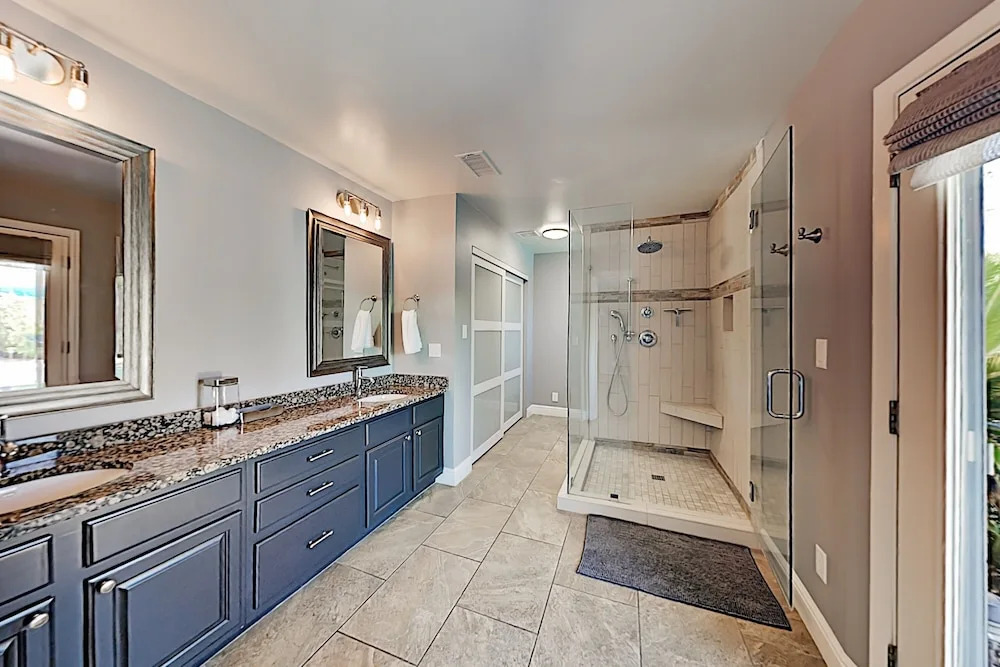 Peaceful Walled Paradise W/ Private Yard & Pool 4 Bedroom Home