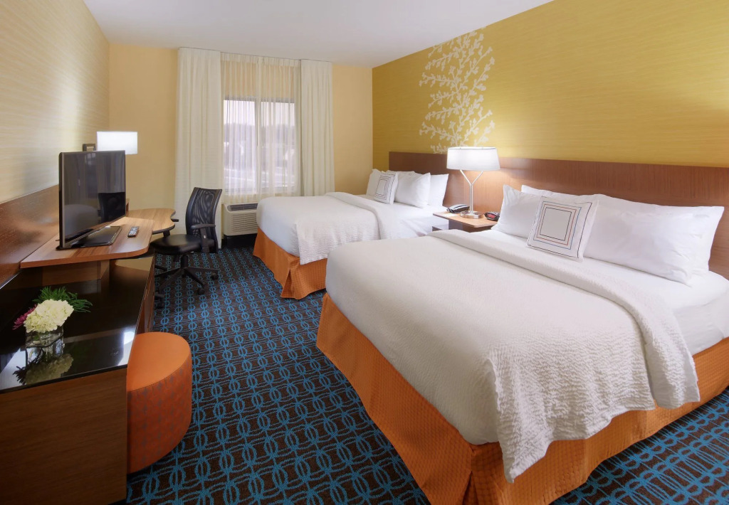 Fairfield Inn & Suites Springfield Northampton/Amherst
