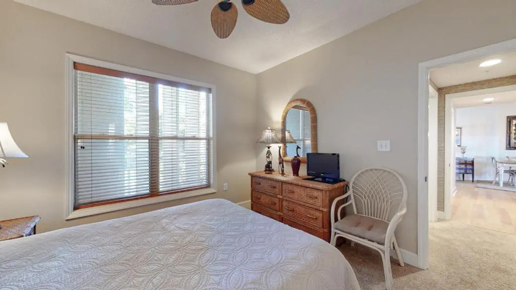 5108 Hampton Place South