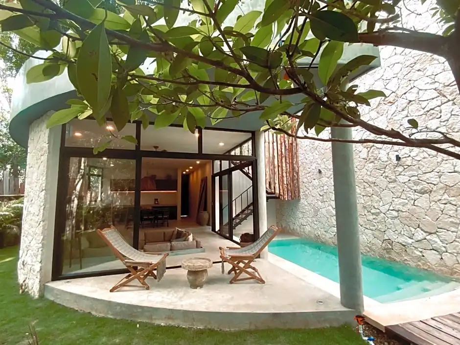 Pvt. Soona Villa /Pvt. Pool /100mbs/AC/Concierge