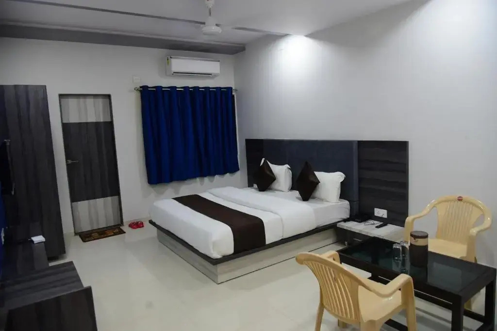 Hotel Savera Palace
