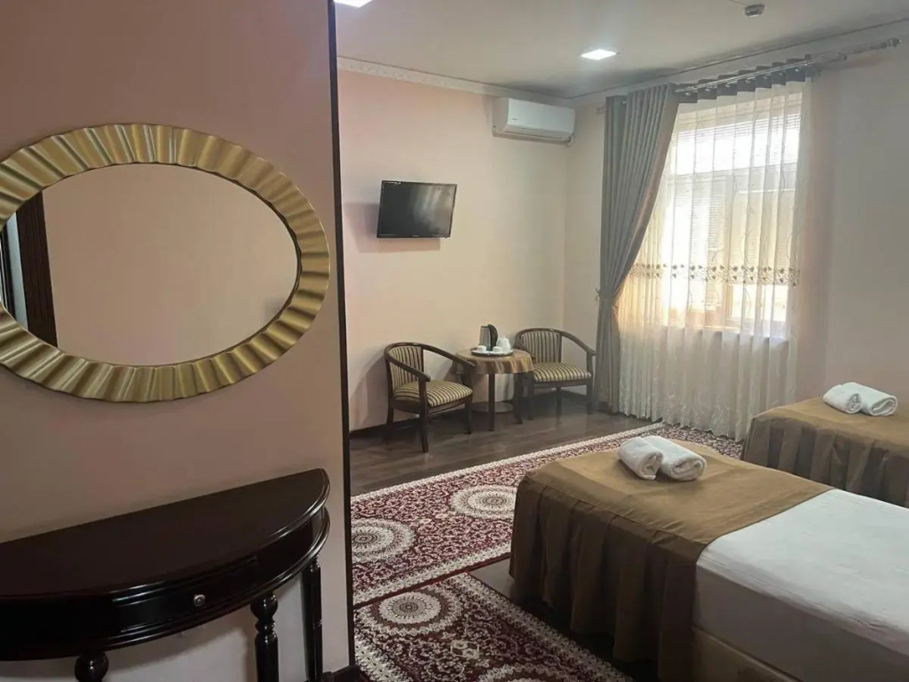 Hotel Al-Bukhory