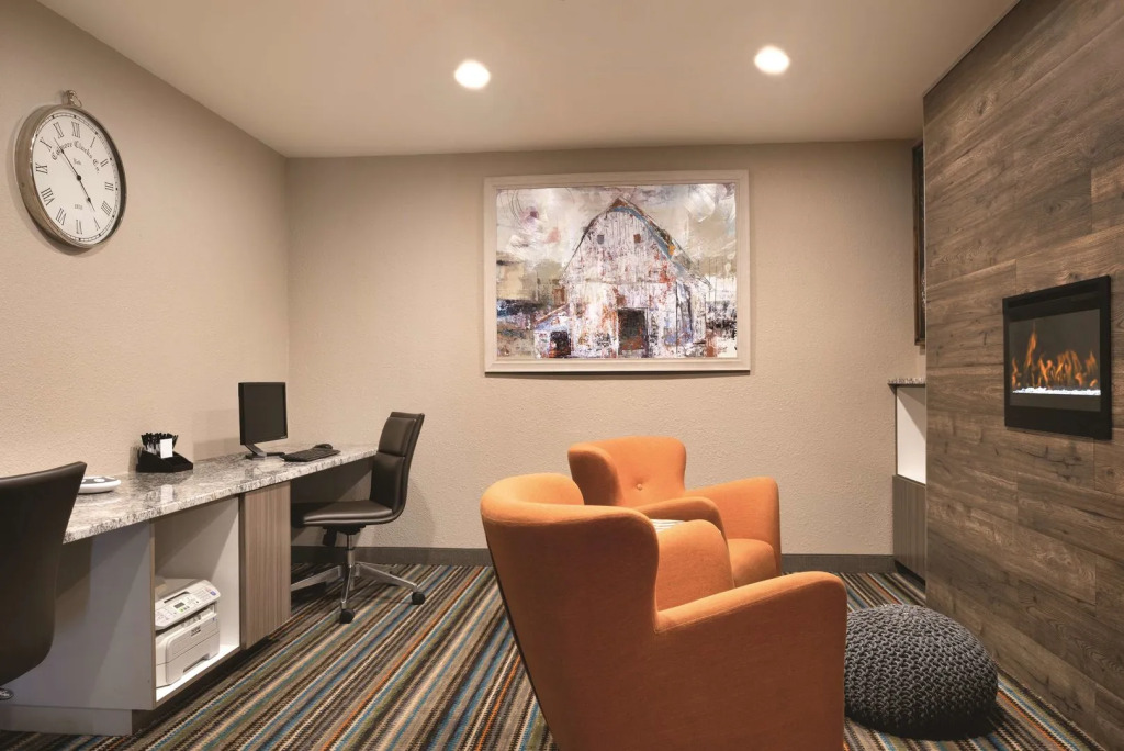 Country Inn & Suites by Radisson, Shoreview-Mounds View, MN