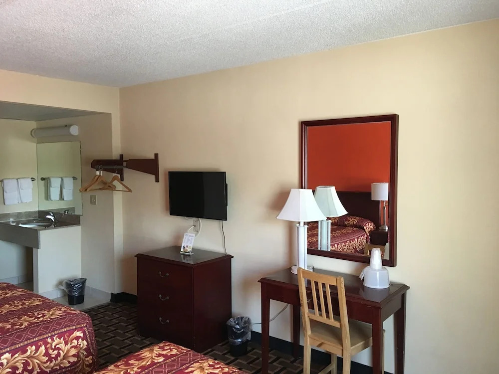 Budget Inn