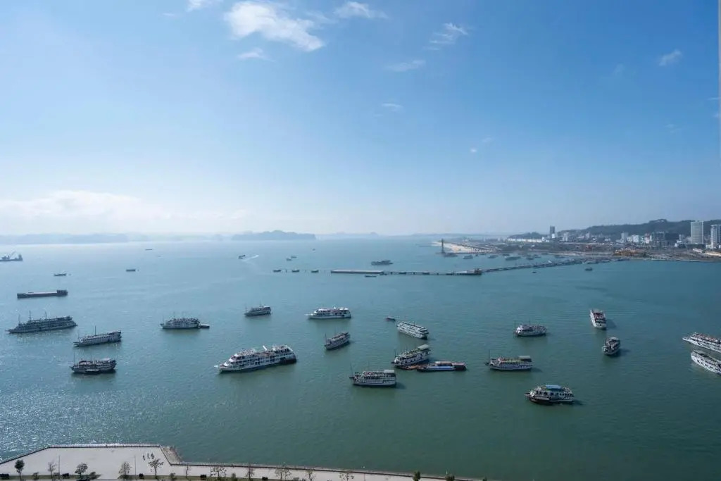 Sapphire Ha Long Luxury Apartment 1108