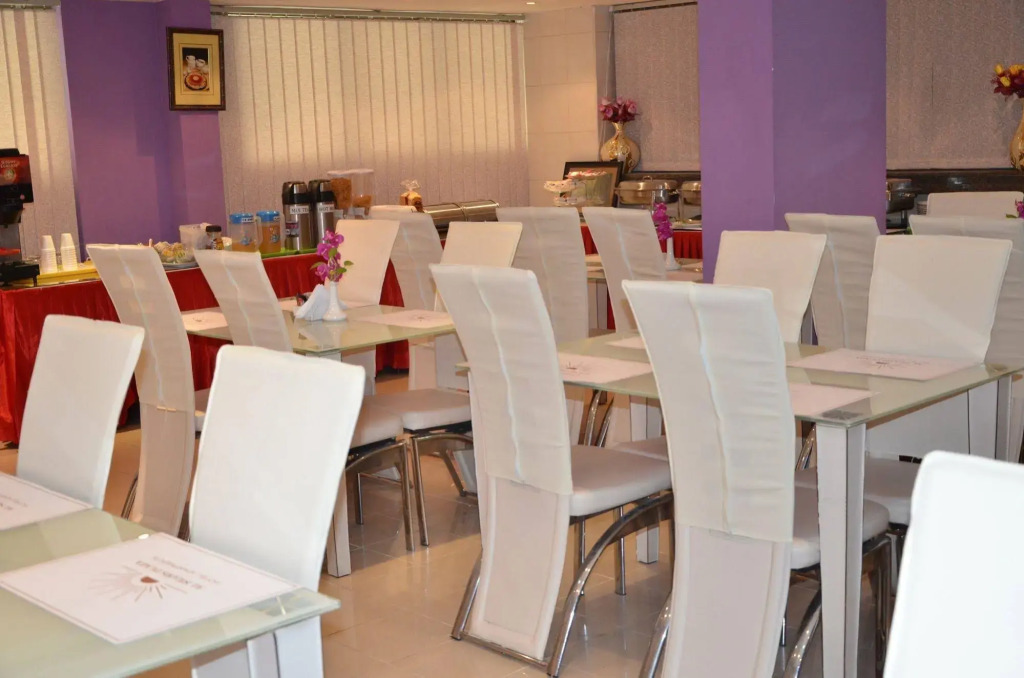 Al Shams Plaza Hotel Apartments