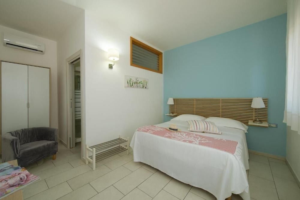 Isola Charm B&B - Pool & Nature Stay