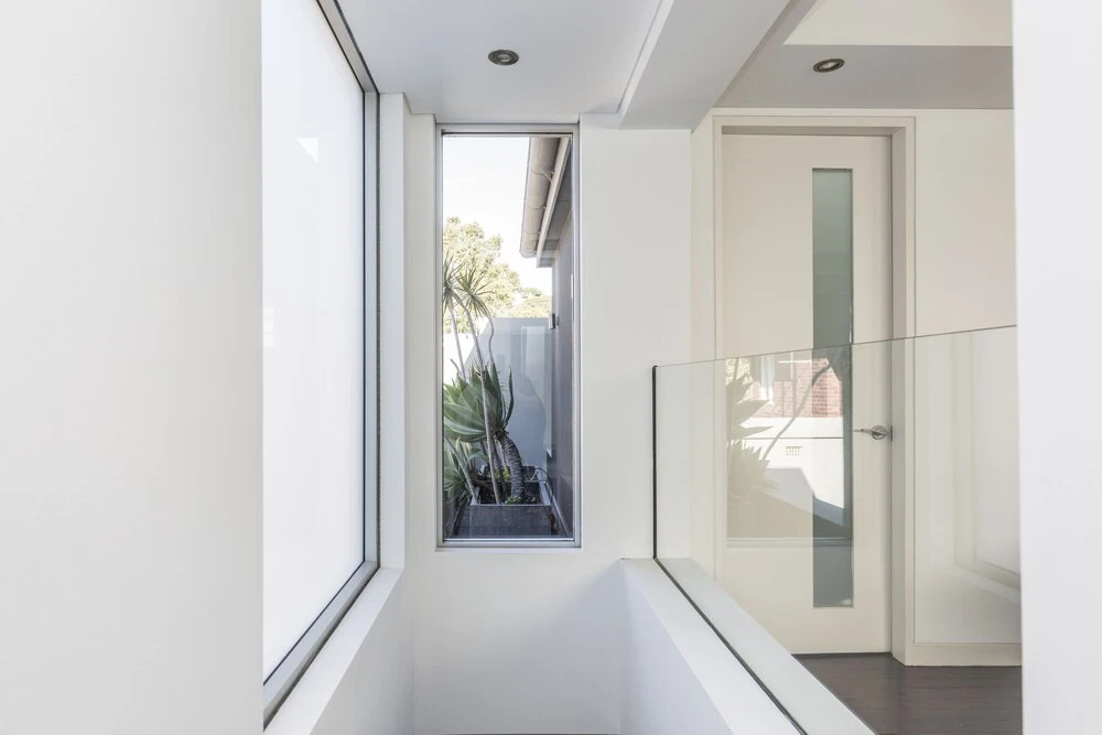 Coogee Luxury Home with Salt Water Pool & Parking