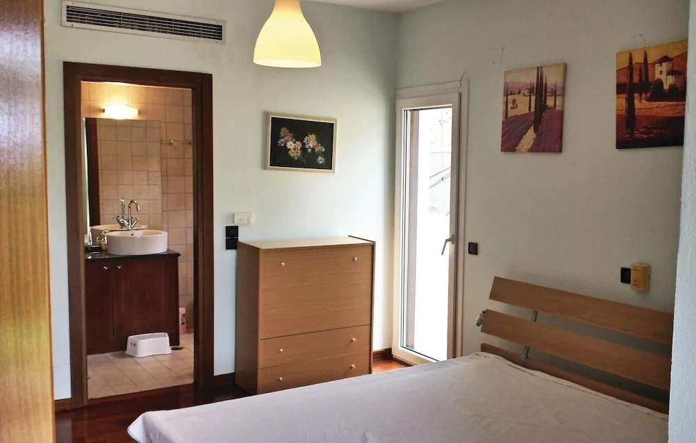Nice Home In Plativola Aggrethym