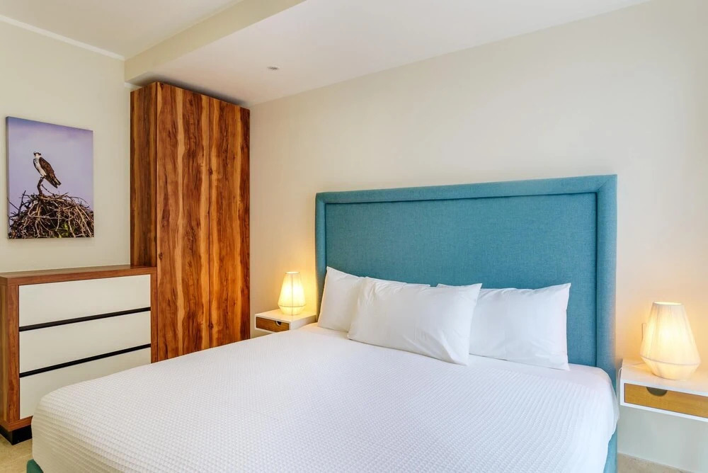 Stunning 3BR PH Private Pool Best Location Sky Pool Amenities