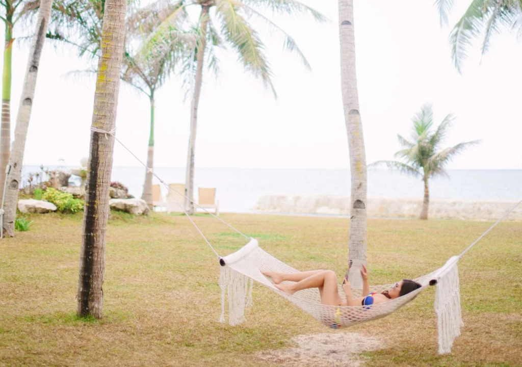 Cuna Mangodlong Paradise Beach Resort