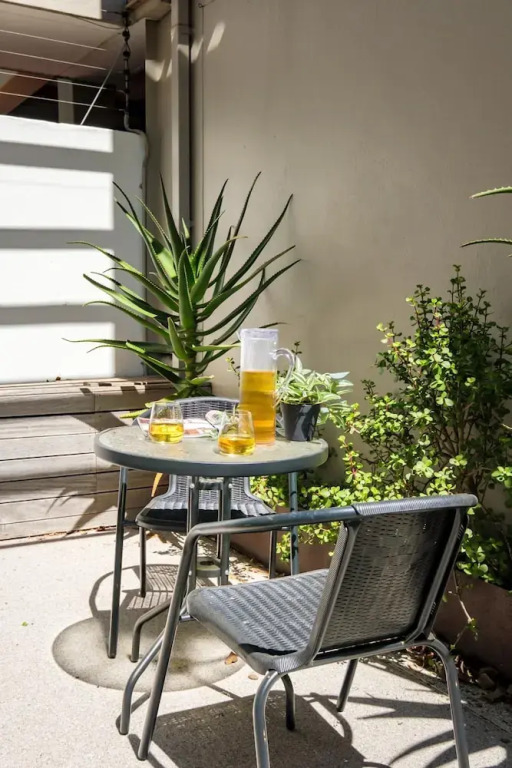Cape Town City Holiday Apartment w Views for Days