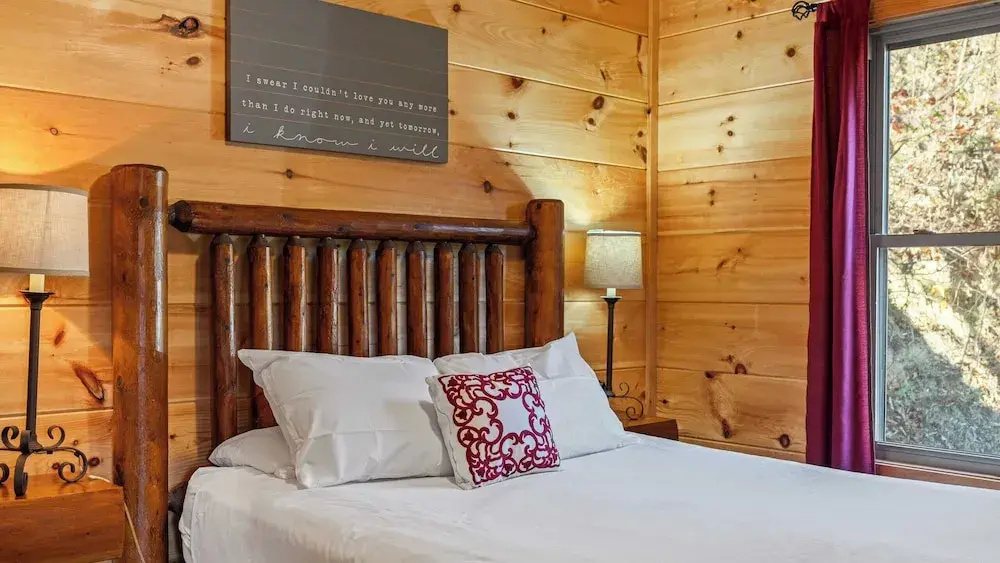 Hot Tub, Game Loft, Open Living, Minutes to Downtown Gatlinburg Whisper Cabin by Avantstay