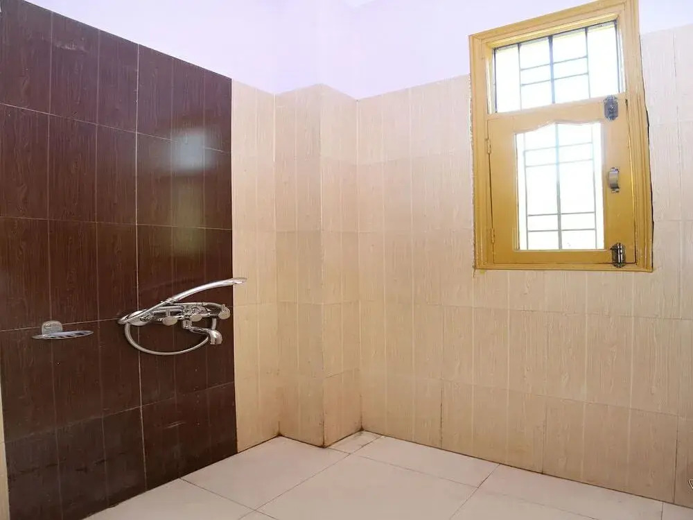 Black Pepper by OYO Rooms