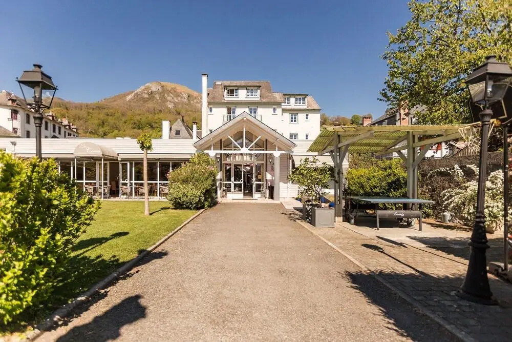 Logis Hôtel Les Cimes