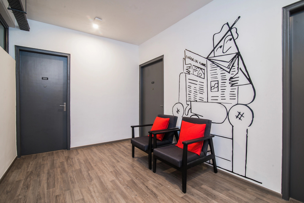 OYO Rooms Near Galleria Market