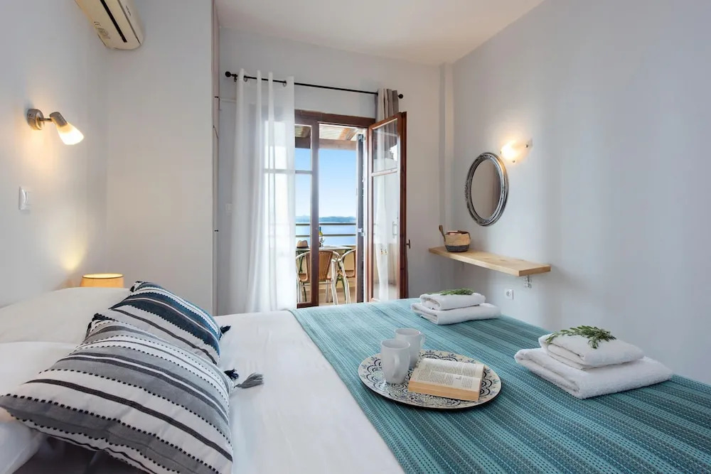 Hotel Barbati - Poolside Gem With Sea Views