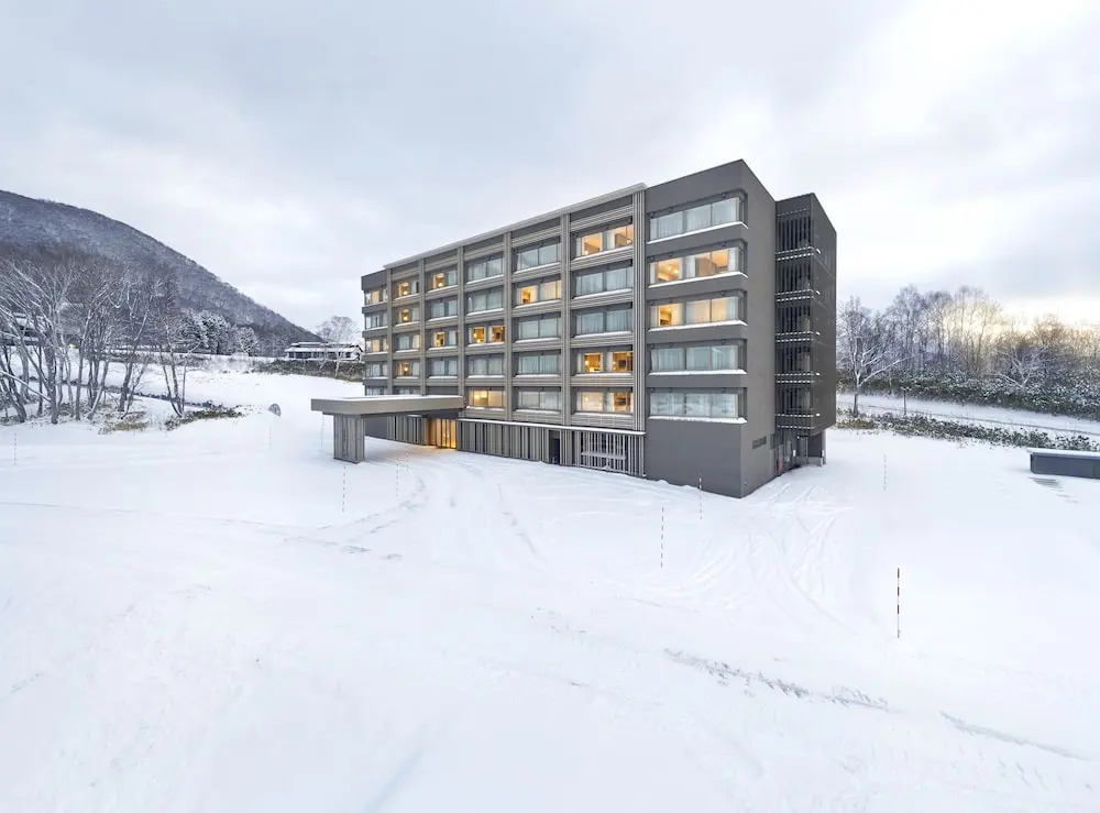 Hinode Hills Niseko Village