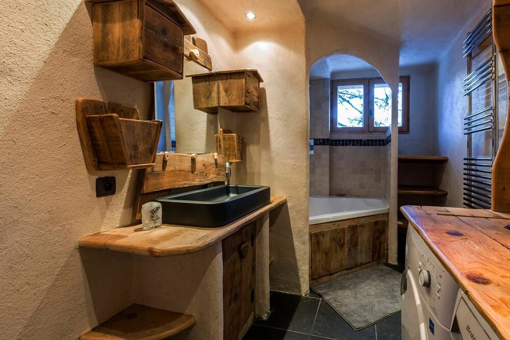 Bosset - Appartement, style chalet. Bien équipé avec cheminée.