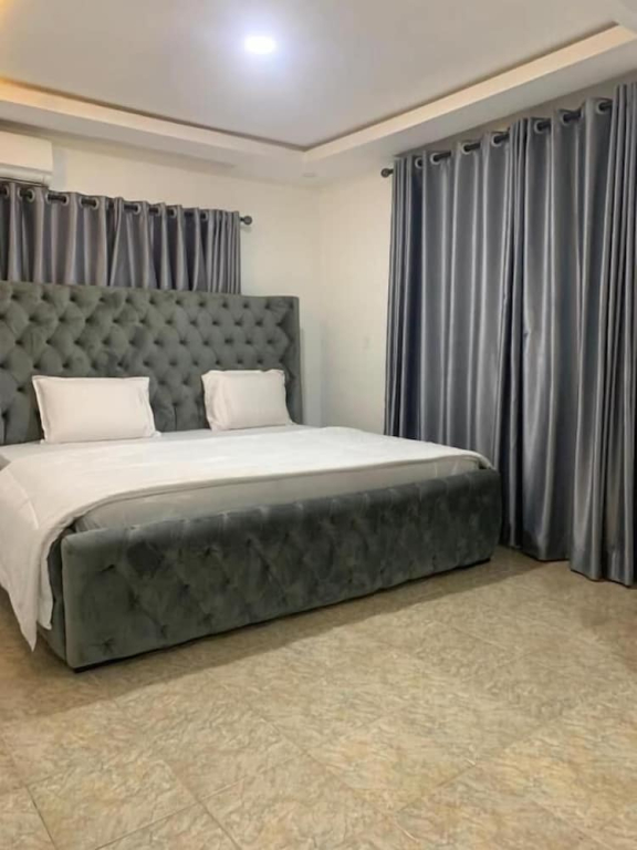 Weena Hotel & Resort