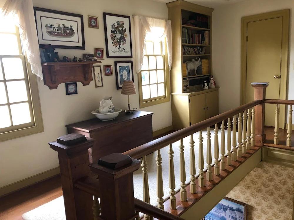 War Hill Inn