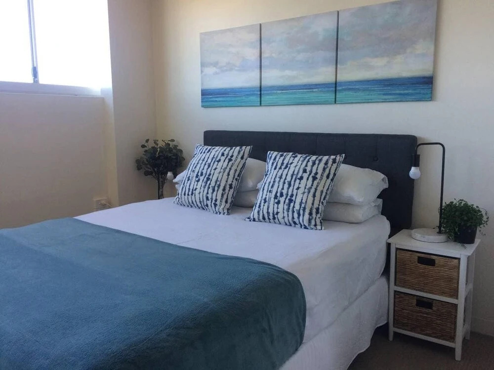 1 Bedroom Surfer’s View with Parking in Manly