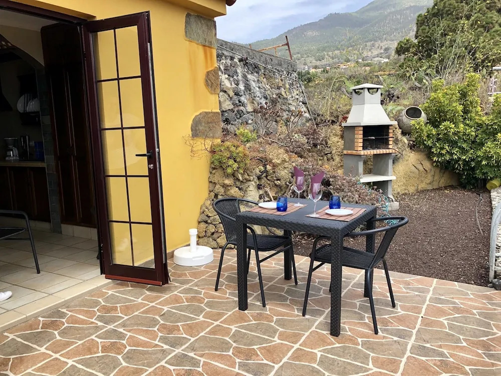 CASA CUEVA DE LAS PALOMAS 1