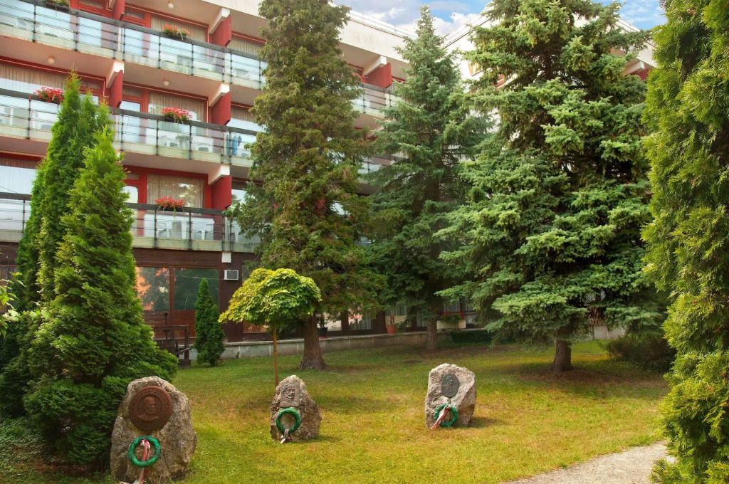 Majerik Hotel