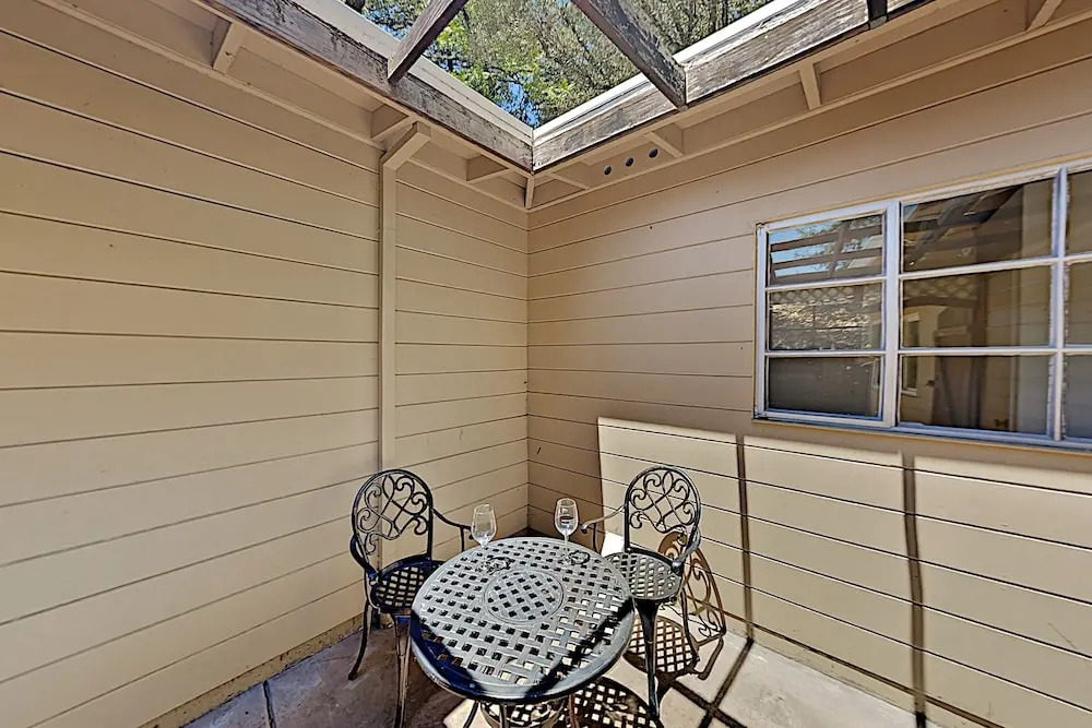 815drycr 2 Bedroom Home