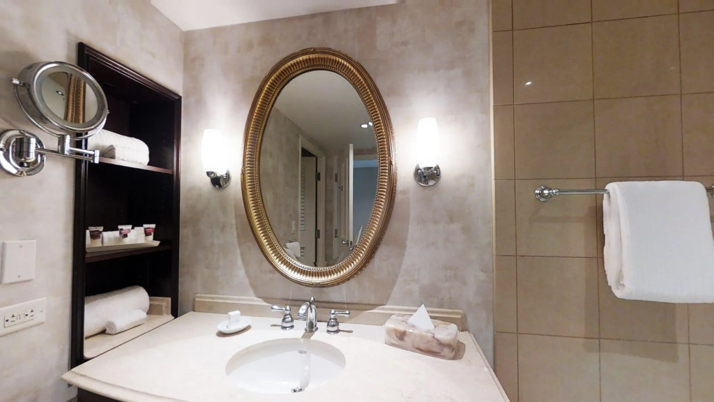 Harrahs New Orleans Hotel & Casino - A Caesars Rewards Destination