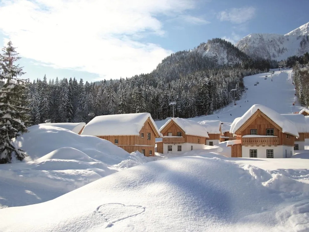 Comfy Chalet in Altaussee near Ski Area