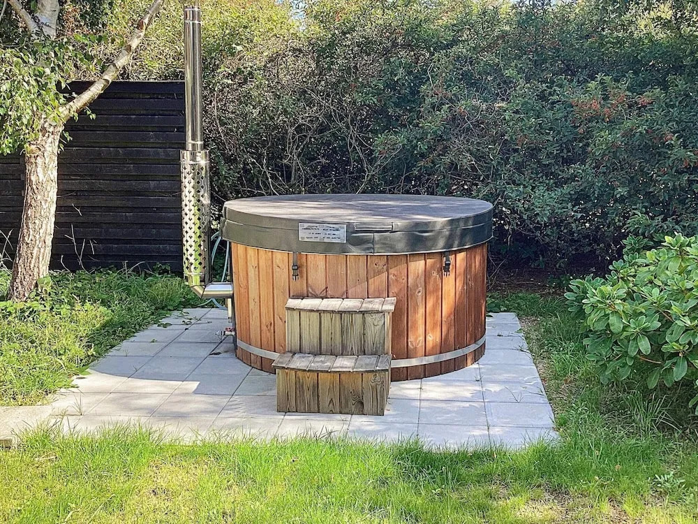 5 Person Holiday Home in Vaeggerlose