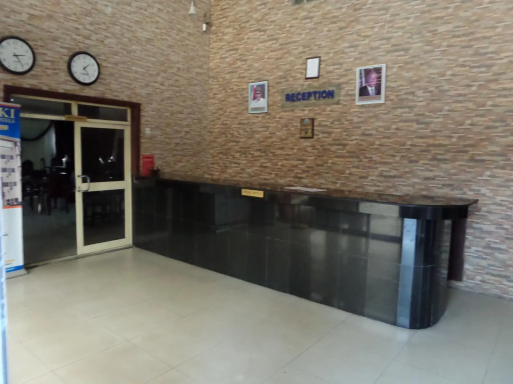 Thornberry Lekki Oxford