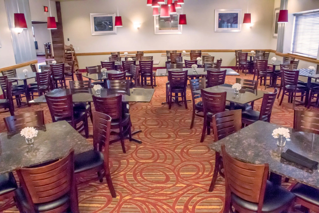 Grand Williston Hotel and Conference Center