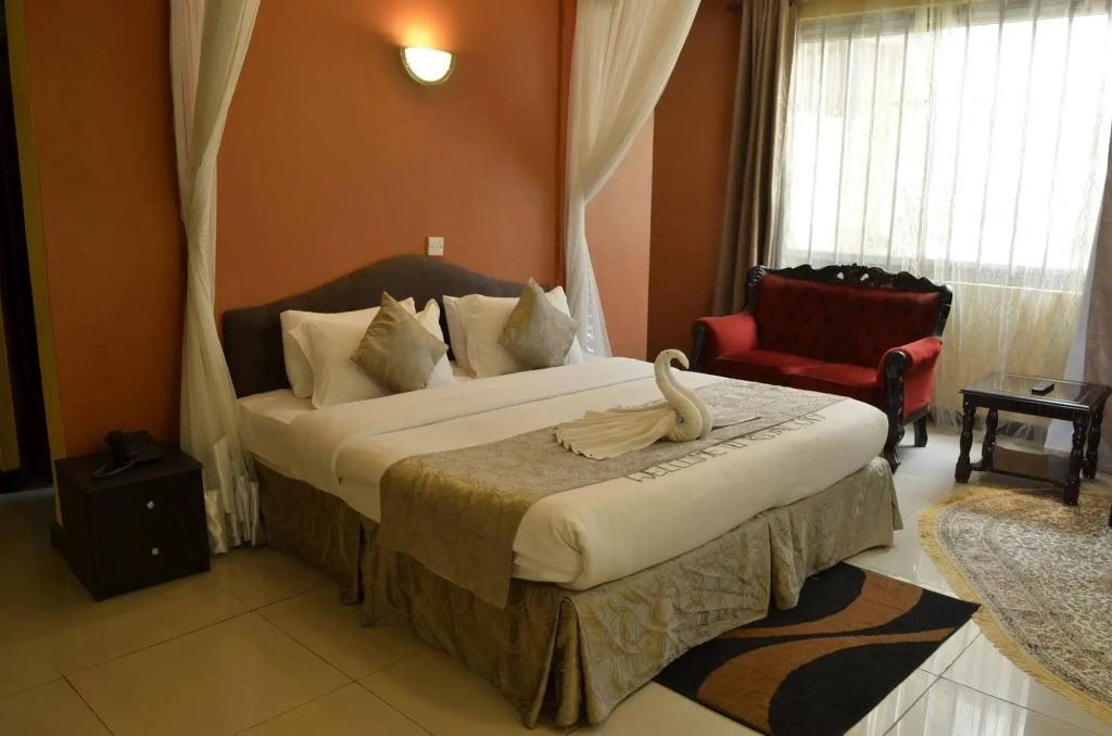 Royal City Hotel